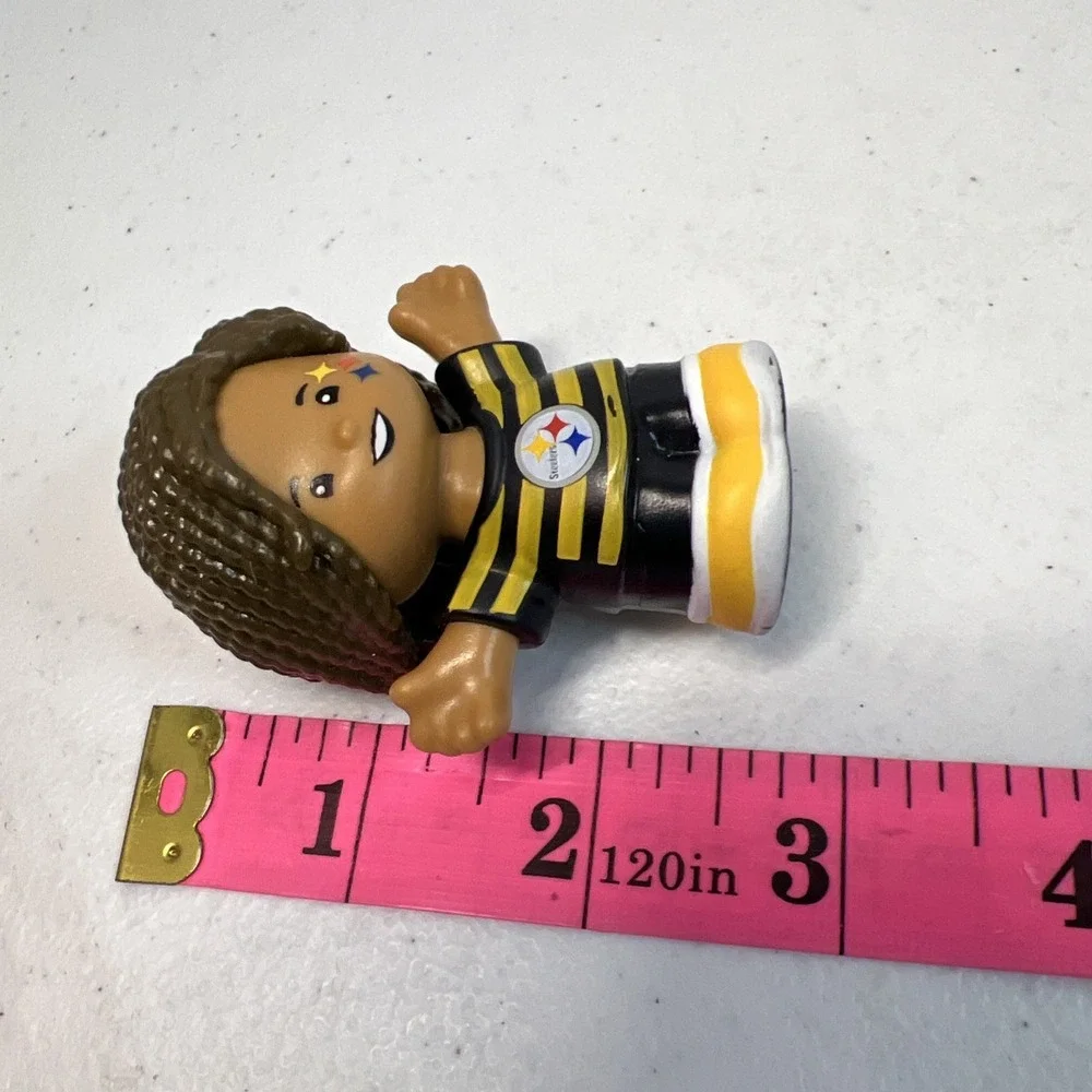 Fisher Price LITTLE PEOPLE NFL PITTSBURGH STEELERS FAN 2023 Lot Of 2
